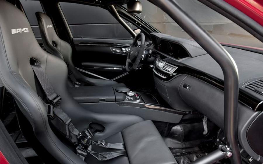  Mercedes-Benz S63 Show Car 2011 года  (фото 3 из 3)